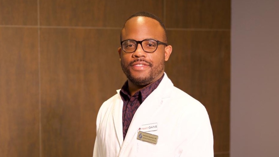 Dr. Kendrick Heywood discusses sexual enhancement with AmnioWell